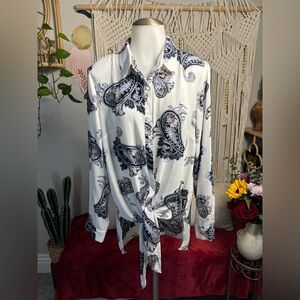 DR2 White and Blue Paisley Women’s Shirt